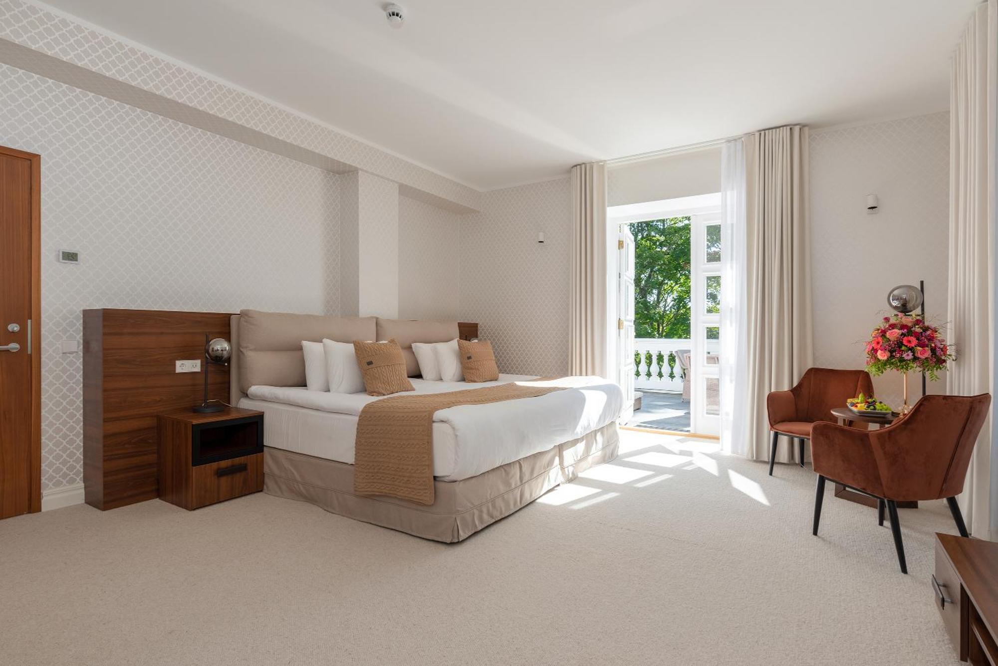 The Manor Sports & Spa Tõrve Екстериор снимка