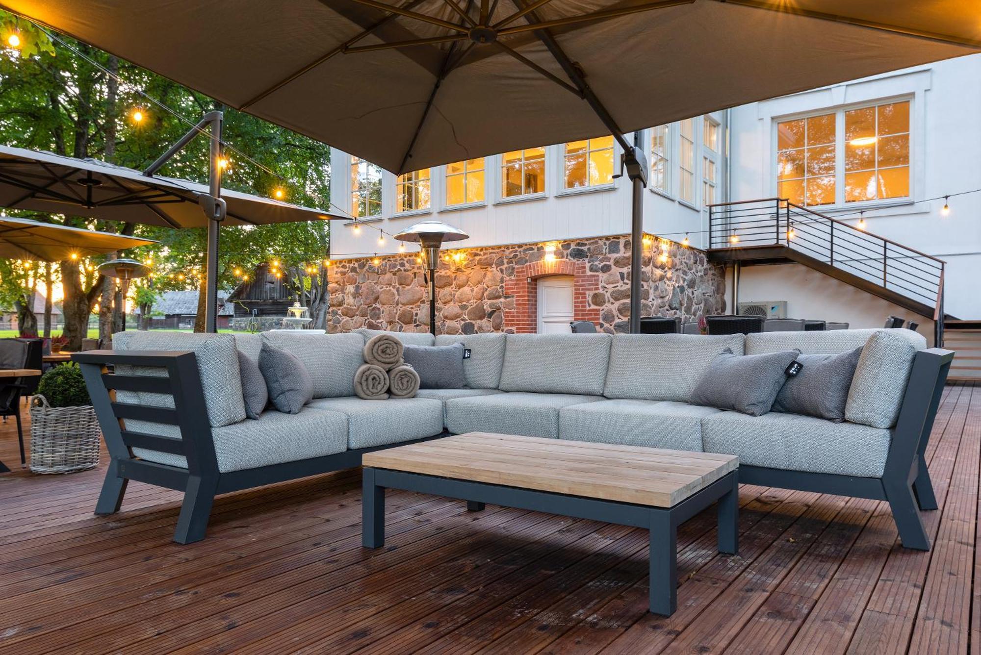 The Manor Sports & Spa Tõrve Екстериор снимка
