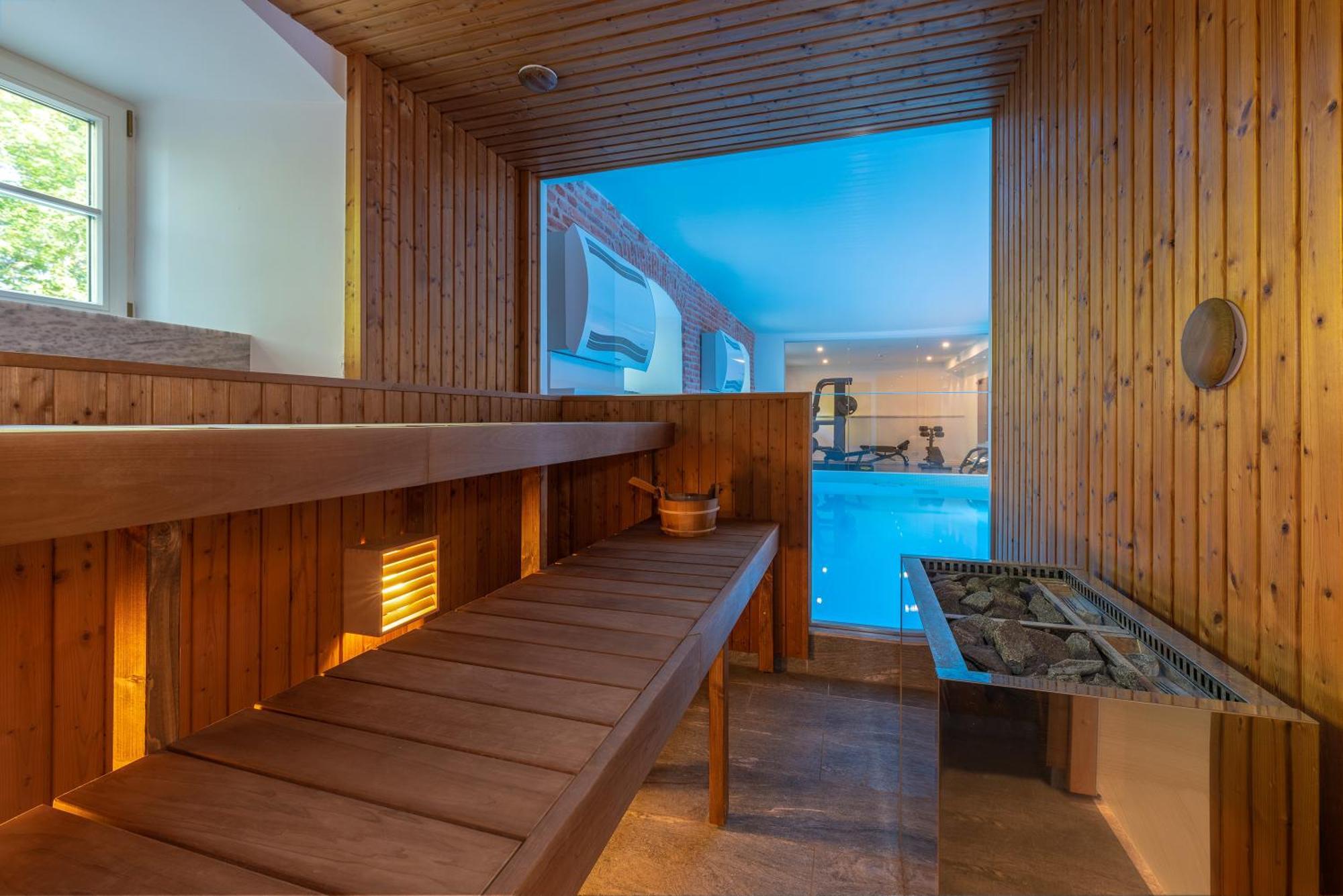 The Manor Sports & Spa Tõrve Екстериор снимка