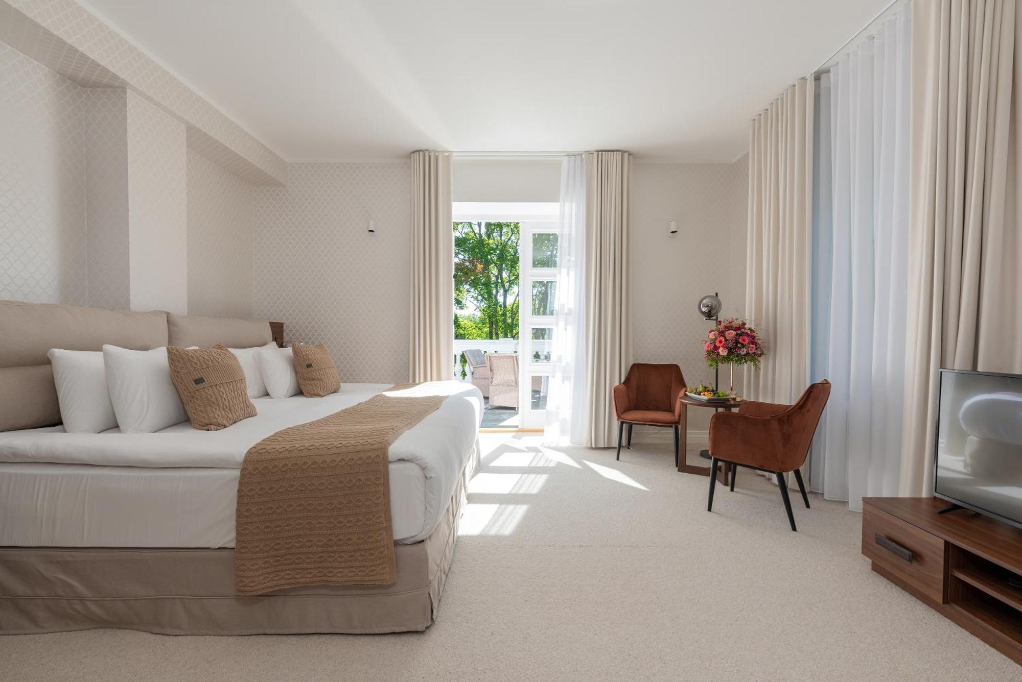 The Manor Sports & Spa Tõrve Екстериор снимка
